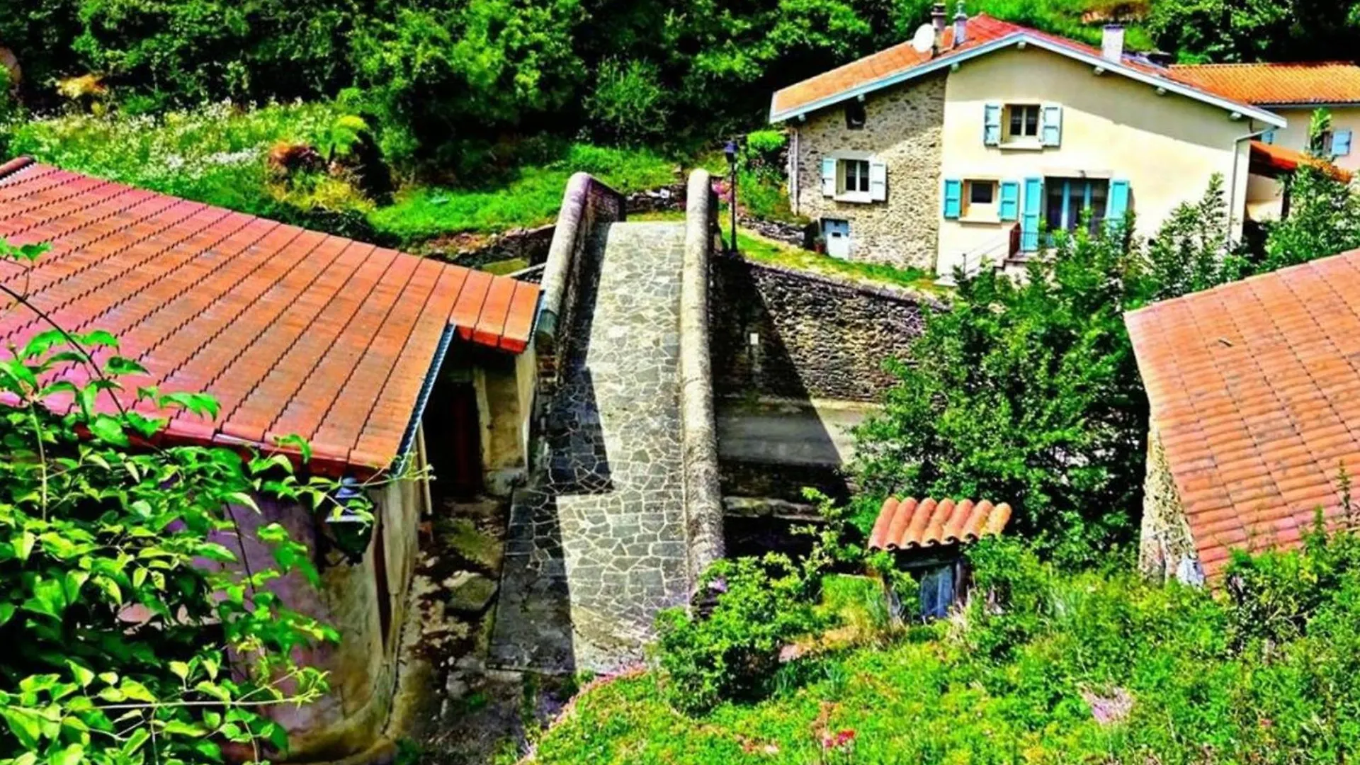 Holiday home Gite De Charme Avec Terrasse, Wi-Fi Et Equipement Bebe - Fr-1-496-125 Chagnon France