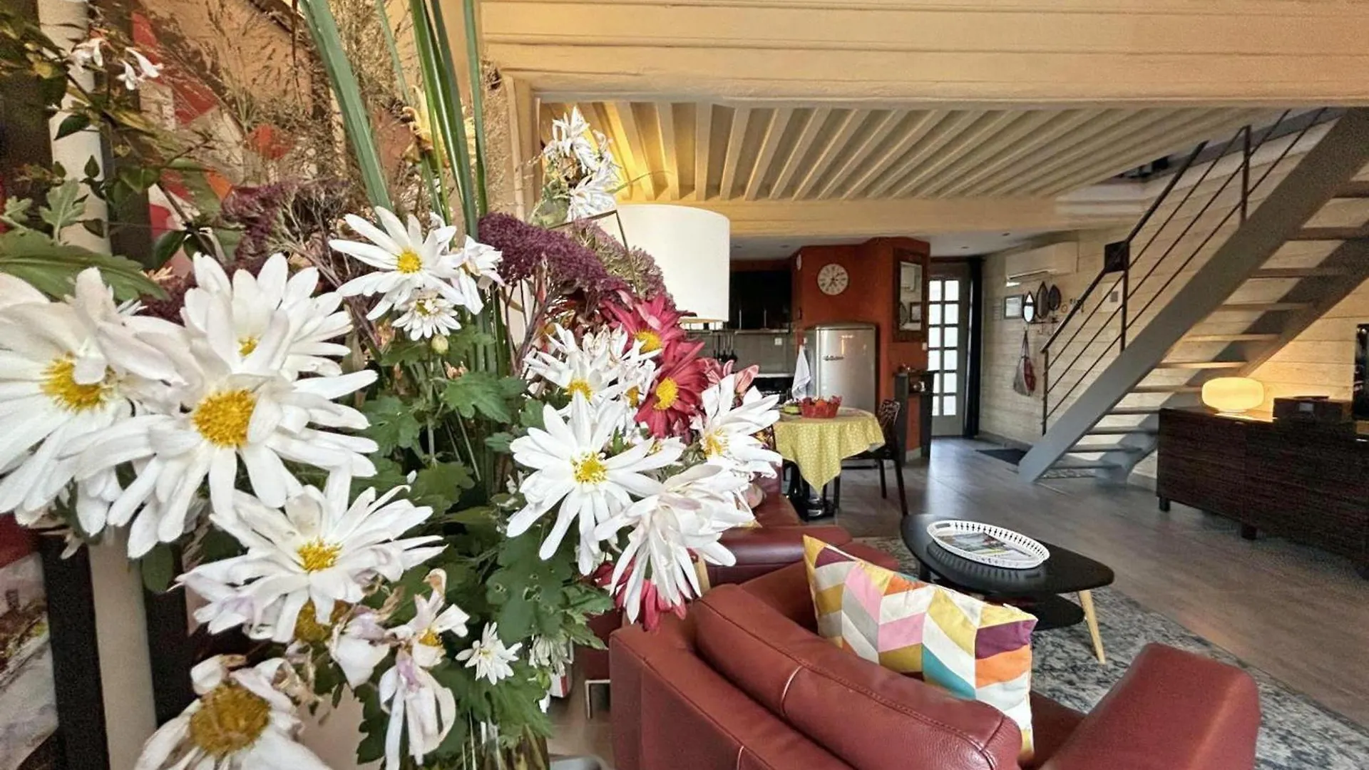 Gite De Charme Avec Terrasse, Wi-Fi Et Equipement Bebe - Fr-1-496-125 contacts